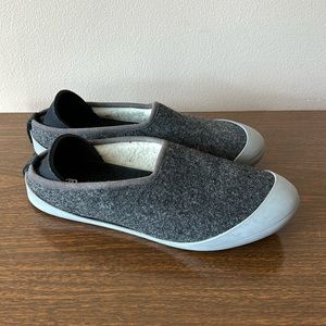 Mahabis Wool Felt Slipper Shoes Heather Grey Sherpa